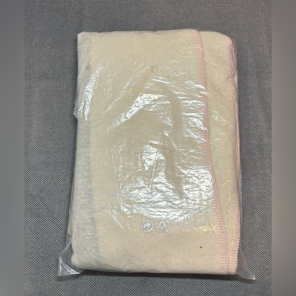 ALICIA ADAMS ALPACA field blanket pink ivory grey, pink stitching. NWT. - Picture 9 of 10